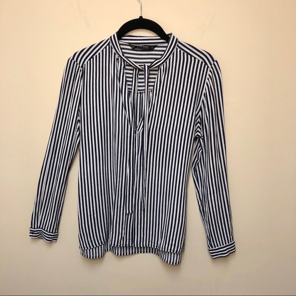 ⚡️SALE⚡️ Zara Navy & White Stripe Top - Picture 2 of 4